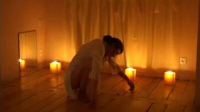 Французские мягкие роды - Очень красивый и спокойный фильм о родах. Пение мантр...