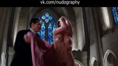 Сиськи и писька Шарлиз Терон (Charlize Theron) в фильме "Адвокат дьявола" (The Devil's Advocate, 1997, Тейлор Хэкфорд)