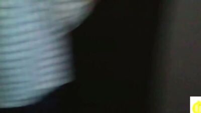 ИЗМЕНИЛА В ТУАЛЕТЕ НОЧНОГО КЛУБА, ПАРЕНЬ СПАЛИЛ