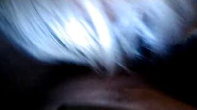 Частное. крошка сосет. кончил в рот красотке