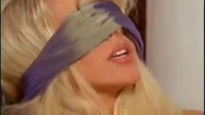 Julia Ann & Dyanna Lauren - Retro milfs sensually play