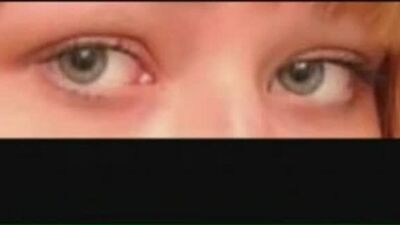 Готка мастурбирует))..