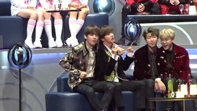 [FANCAM] 161202 BTS @ MAMA 2016