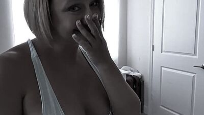 ПОРНО ИНЦЕСТ -; МАТЬ С СЫНОМ ОБСУЖДАЮТ ПОРНУХУ -; инцест на русском