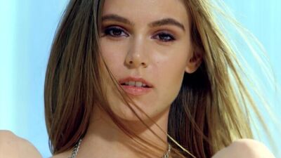 Amberleigh West - Sweet Sunbath