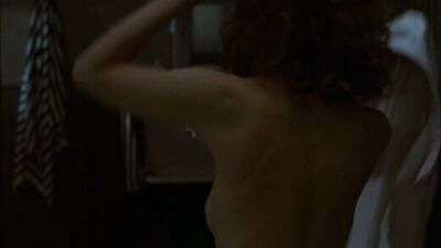 Geena Davis nude - The Fly