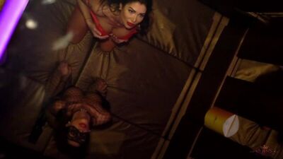 Queens Strip Club (SEXY CLIP 153)