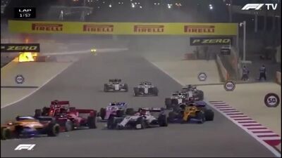 Гонка Гран-при Бахрейна "Формулы-1" остановлена