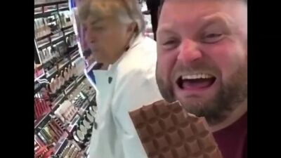 Демоны внутри тебя не дают спокойно жить