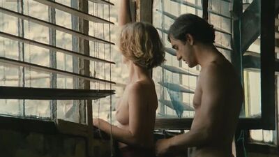 Николь Гарсия (Nicole Garcia nude scenes in "Péril en la demeure" 1985)