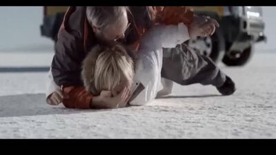 Догнал и изнасиловал незнакомку СЕКС СЦЕНЫ В ФИЛЬМАХ СЕКС В КИНО ИНЦЕСТ ПОПКА ГОЛЫЕ ЗНАМЕНИТОСТИ ТРАХНУЛ МАТЬ СЕСТРУ