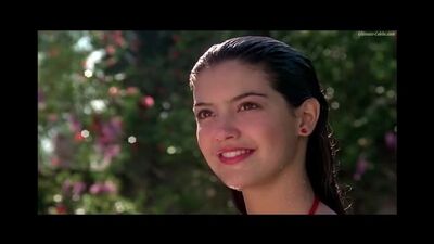 Фиби Кейтс голая (фильм Быстрые перемены в школе Риджмонт-Хай) Phoebe Cates