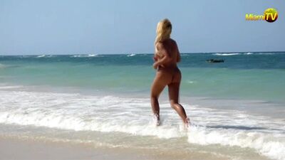 Jenny Scordamaglia Nude Beach Run Jamaica HD