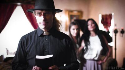 Spencer Bradley and Mona Azar - Thou Shalt Not Covet [All Sex, Hardcore, Blowjob, Gonzo]