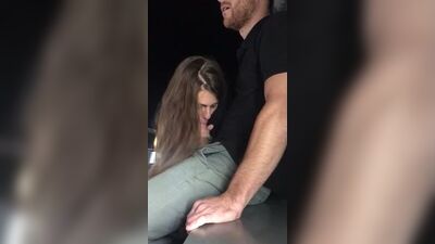 Сделала минет своему парню в центре москвы на лавочке