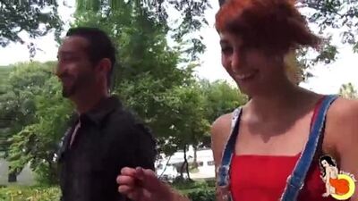 Коротко стриженная хочет во все щелки