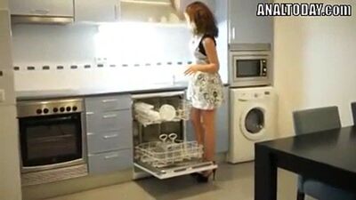 Секс по быстрому на кухне