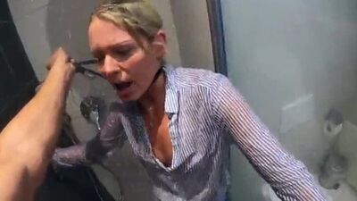 Трах в душе