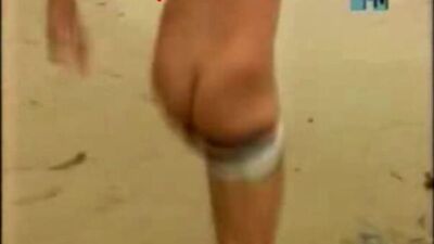 Попка Ивана Урганта! Снял трусы на MTV! Премьера новых видео!