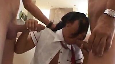 Латиночка устроила праздник секса с 2