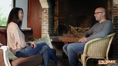 Милфа которая любит Анал