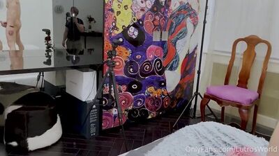 Молодая способная тинка