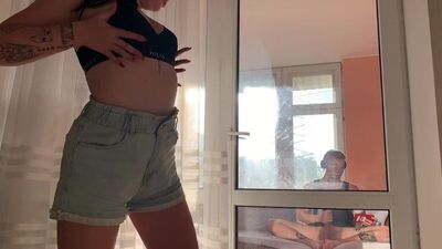 Alex Space . дрочит, я секса хочу — зайду и выебу его, он мне не откажет