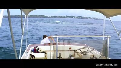 Jacqueline Bissset обнаженная - глубокая - 2