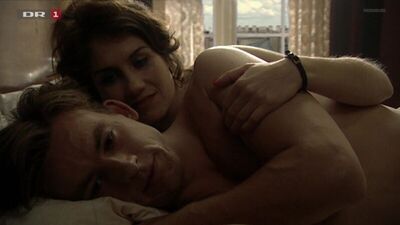 Mia Lyhne Nude - Krøniken s01e13 (DK 2004) [720p HDTV]