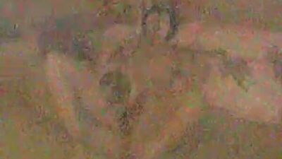 Вика учит дрочить