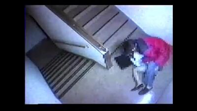 Изнасилование в школе снятое на камеру видеонаблюдения (real rape)