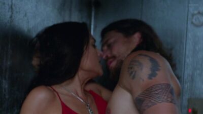 Christina Ochoa Nude - Animal Kingdom - s01e06 (US 2016) 1080p