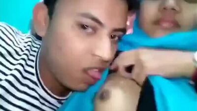 بھابھی کے ممے چوسنے کا اپنا ہی مزا ہے۔