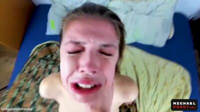 Разорвали русской ее сракатан