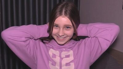 Сбежала со школы, чтобы ты вдул!