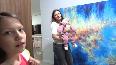 [Viki Show] НА КОГО ПОХОЖА АМЕЛИЯ? Влог Когда Музыкальный Альбом / Вики Шоу