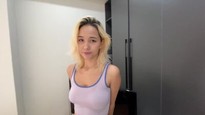 Стесняюсь спросить, вы меня не выебете?