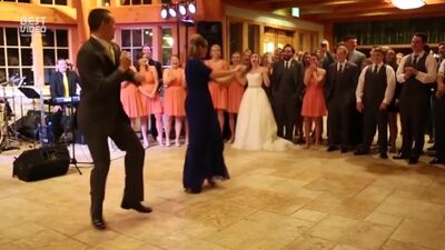 Танец жениха с мамой