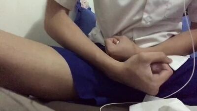 Дрочу до изнеможения — вся рука в конче