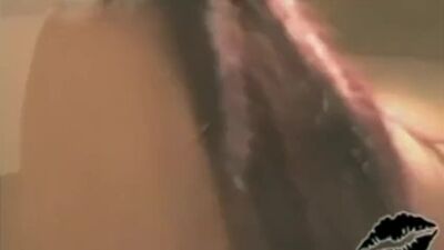 Опытная сучка выдоила член языком