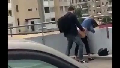 ПОРНО -- СПАЛИЛИ В ЛЮДНОМ МЕСТЕ