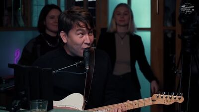 Азамат Мусагалиев - Чё-то (А ты голая танцуй) шоу Бар в большом городе