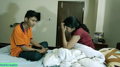 18 yrs Indian Pizza Delivery boy Fucks Hot Girls! Hindi Homemade Sex 