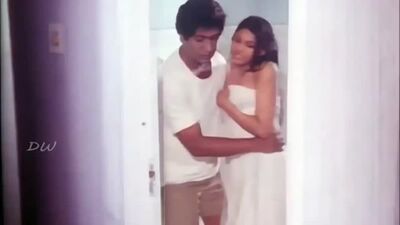 Old_man_with_young_girl___tamil_movies_hot_scene(360p).mp4