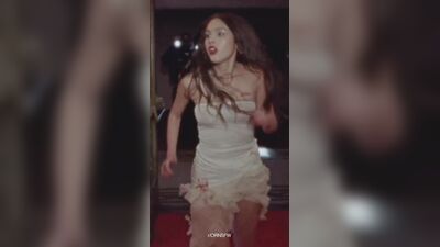 Голая Olivia Rodrigo