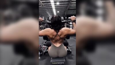 Голая Rhea Ripley