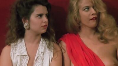 Голая Debora Caprioglio