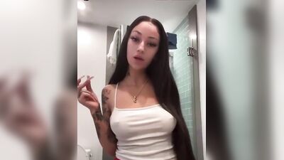 Голая Bhad Bhabie