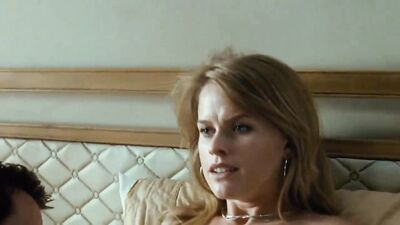 Голая Alice Eve