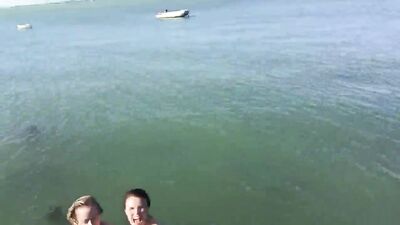 Голая Shailene Woodley